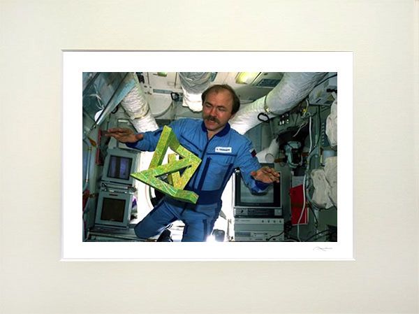 Cosmonaut Alexander Polischuk and the Cosmic Dancer (1)