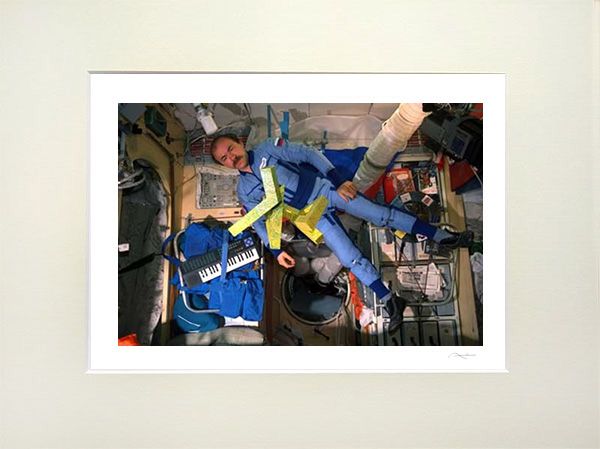 Cosmonaut Alexander Polischuk and the Cosmic Dancer (2)